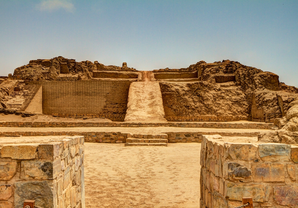 Day 02 - Lima to Paracas   Lima City Tour and Visit the Pachacamac Temple