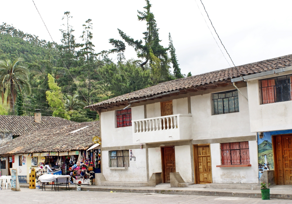 Day 03 - Quito – Otavalo