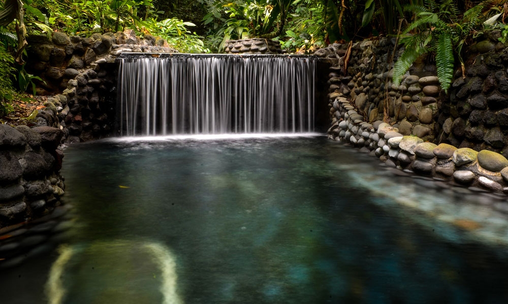 La Fortuna - eco-thermal - waterfall artificial