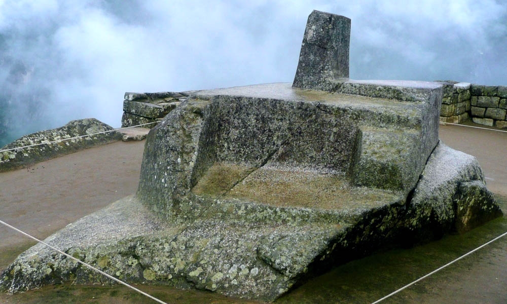 Machu Picchu - Intihuatana stone