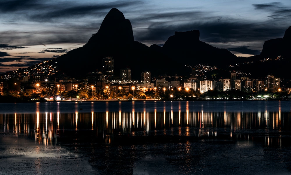 Rio de Janeiro - Some view at nith free walking