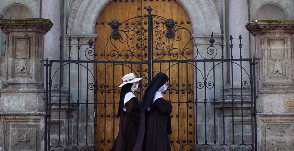 Catholic nuns with Covid protocols